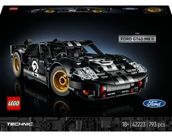 foto van LEGO Technic 1966 Ford GT40 MKII Racewagen - Vintage Auto Bouwpakket voor Volwassenen - 42223