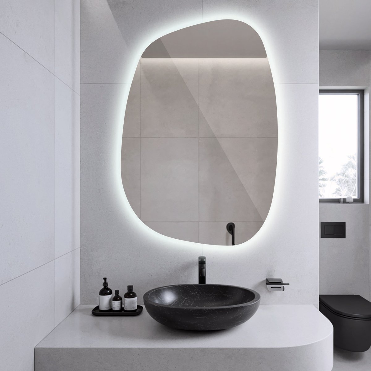 Coloray Toiletspiegel LED - Organisch Gevormde LED Spiegel - 49 cm x 34 cm - Grote Organische Spiegel Woonkamer LED - Organische Spiegel Met Verlichting - Koel Licht - Moderne LED Spiegel - Wandspiegel Slaapkamer Organisch LED