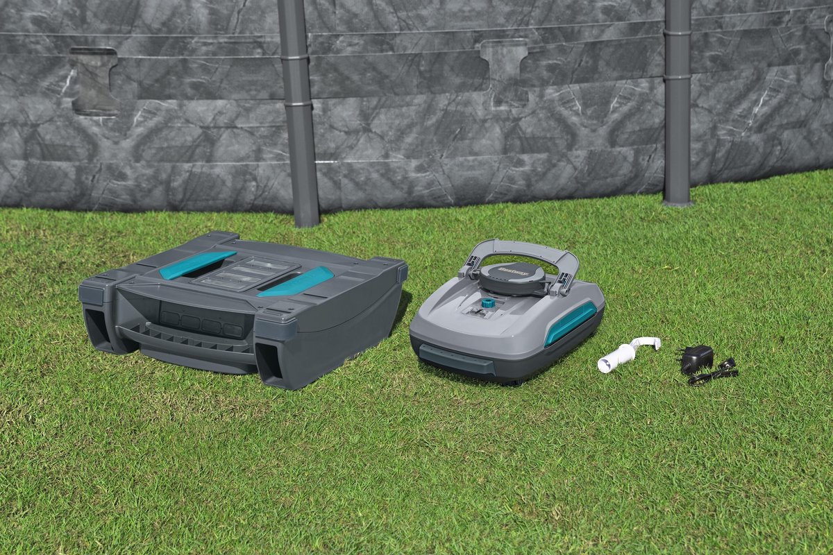 Bestway AquaTronix Pro G300 Pool Robot with Skimmer