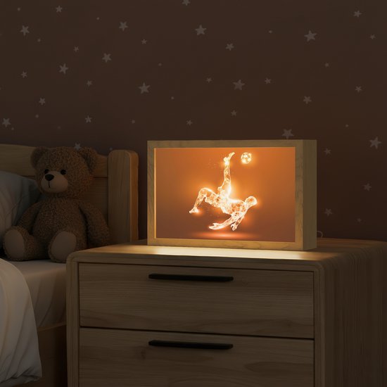 Nachtlampje 30x20 cm - Kinder lamp - Voetballer - Oranje - Voetbal - Omhaal - Tafellamp kinderkamer - Slaapkamer lamp - Bedlamp kinderen - Kinderlampje stopcontact - Wandlamp babykamer - Nachtlampjes van Merkloos — afbeelding 2