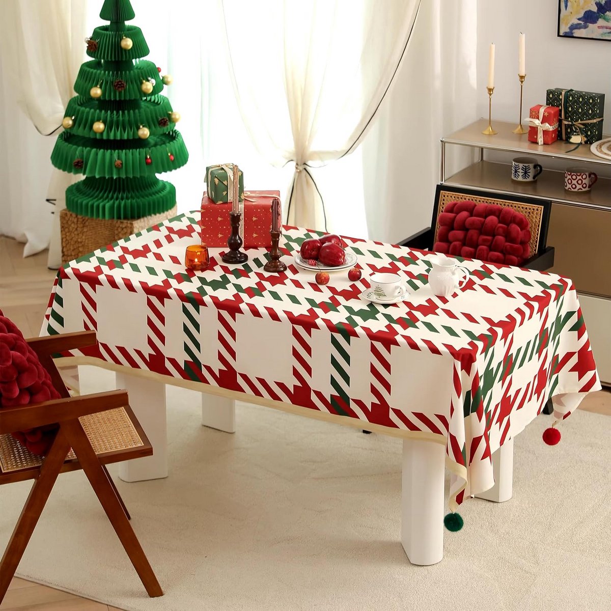 Kersttafelkleed Rood Groen Plaid met Pompons Katoen Blend 142x142 cm Feestelijk