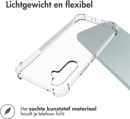 Coque de téléphone transparente, légère et flexible, faite d'un matériau souple.