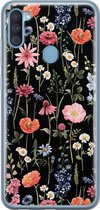 Samsung A11 hoesje - Bloemen zwart | Samsung Galaxy A11 hoesje | Siliconen TPU hoesje | Backcover Transparant