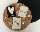 Ansichtkaart met envelop - A6 - 10x15cm - Zwart Wit - Jij bent liever dan lief - 3 stuks