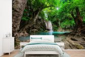 Behang - Fotobehang Jungle - Waterval - Planten - Water - Natuur - Breedte 420 cm x hoogte 280 cm