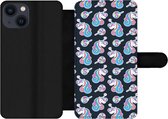 Bookcase Geschikt voor iPhone 13 telefoonhoesje - Meisje - Unicorn - Lolly snoep - Patronen - Girl - Kids - Kinderen - Met vakjes - Wallet case met magneetsluiting