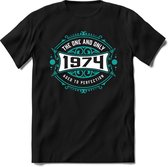 1974 The One And Only | Feest Kado T-Shirt Heren - Dames | Cobalt - Wit | Perfect Verjaardag Cadeau Shirt | Grappige Spreuken - Zinnen - Teksten | Maat S