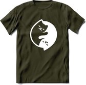 Ying Yang Sleepy Kat - Katten T-Shirt Kleding Cadeau | Dames - Heren - Unisex | Dieren shirt | Grappig Verjaardag kado | Tshirt Met Print | - Leger Groen - S