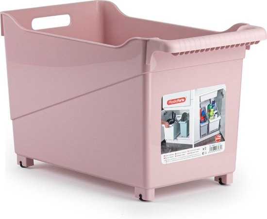 Bacs de rangement roses de Plasticforte avec poignées et roulettes, sur le côté une étiquette avec informations produit.