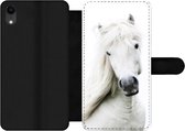 Bookcase Geschikt voor iPhone XR telefoonhoesje - Paarden - Boerderijdieren - Manen - Met vakjes - Wallet case met magneetsluiting