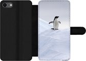 Bookcase Geschikt voor iPhone 8 telefoonhoesje - Pinguïn - IJs - Winter - Met vakjes - Wallet case met magneetsluiting