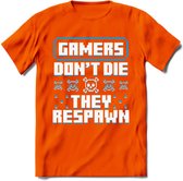 Gamers don't die pixel T-shirt | Blauw | Gaming kleding | Grappig game verjaardag cadeau shirt Heren – Dames – Unisex | - Oranje - L