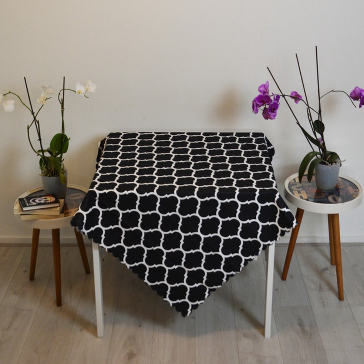 Tafelkleed 140x140 cm - Bedrukt Velvet Textiel - Wit&Zwart Ruit Ogea - Tafellaken - De Groen Home