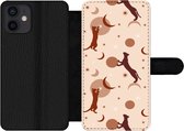 Bookcase Geschikt voor iPhone 12 telefoonhoesje - Patronen - Kat - Maan - Pastel - Meisjes - Kinderen - Kids - Met vakjes - Wallet case met magneetsluiting