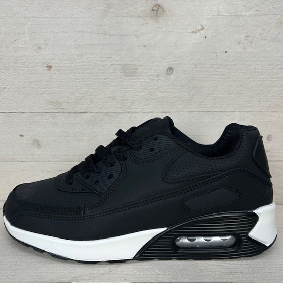 Gave air sneakers zwart wit (maat 36 t/m 45) 41 / Zwart wit