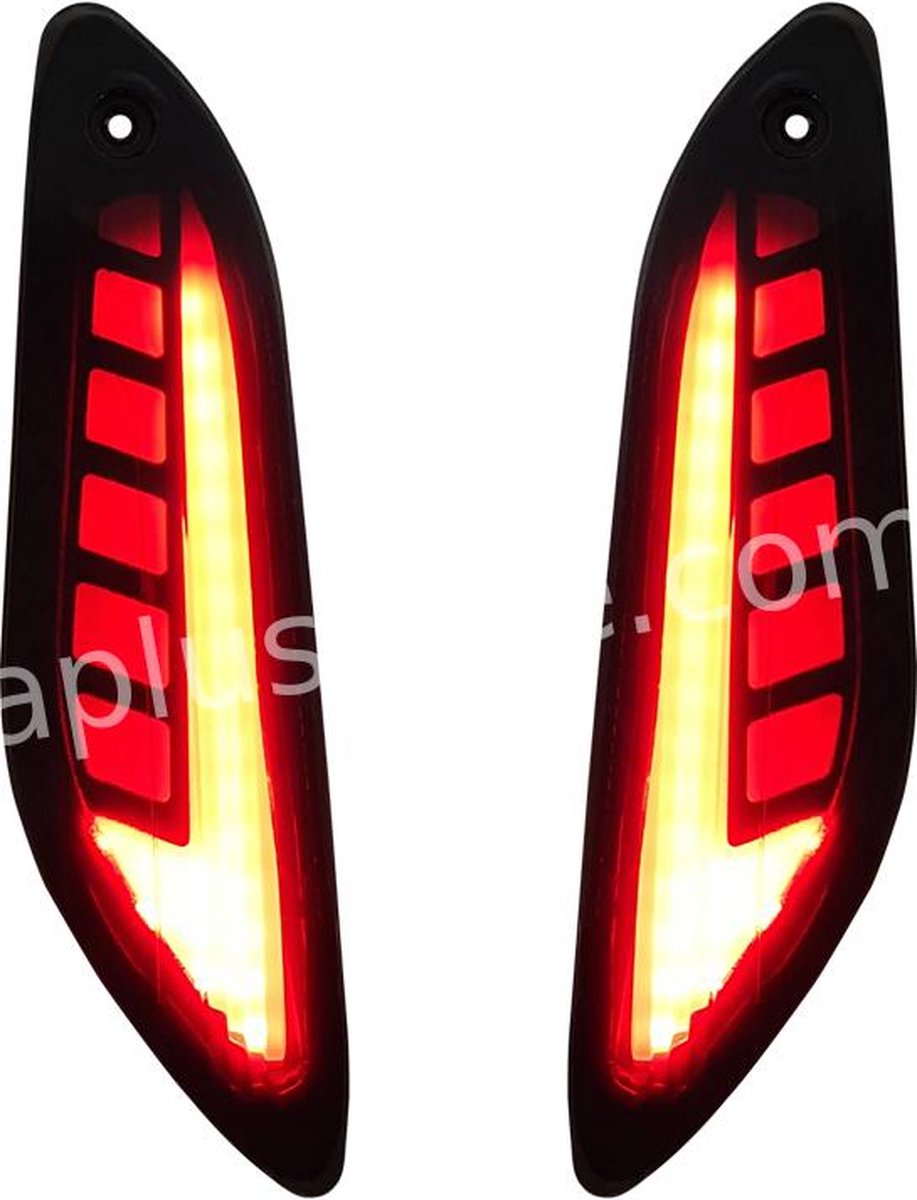 Knipperlichtset Tube Led Vespa Sprint en Primavera met Remlicht Donker Smoke Achterzijde Dagrijverlichting