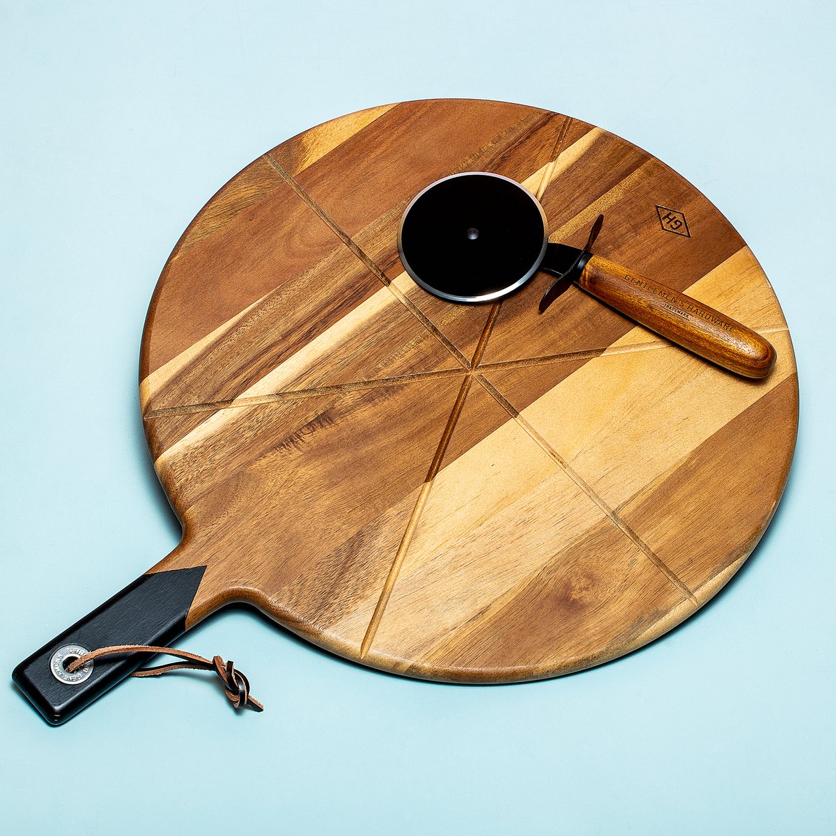 Gentlemen's Hardware Pizza Cutter & Serving Board