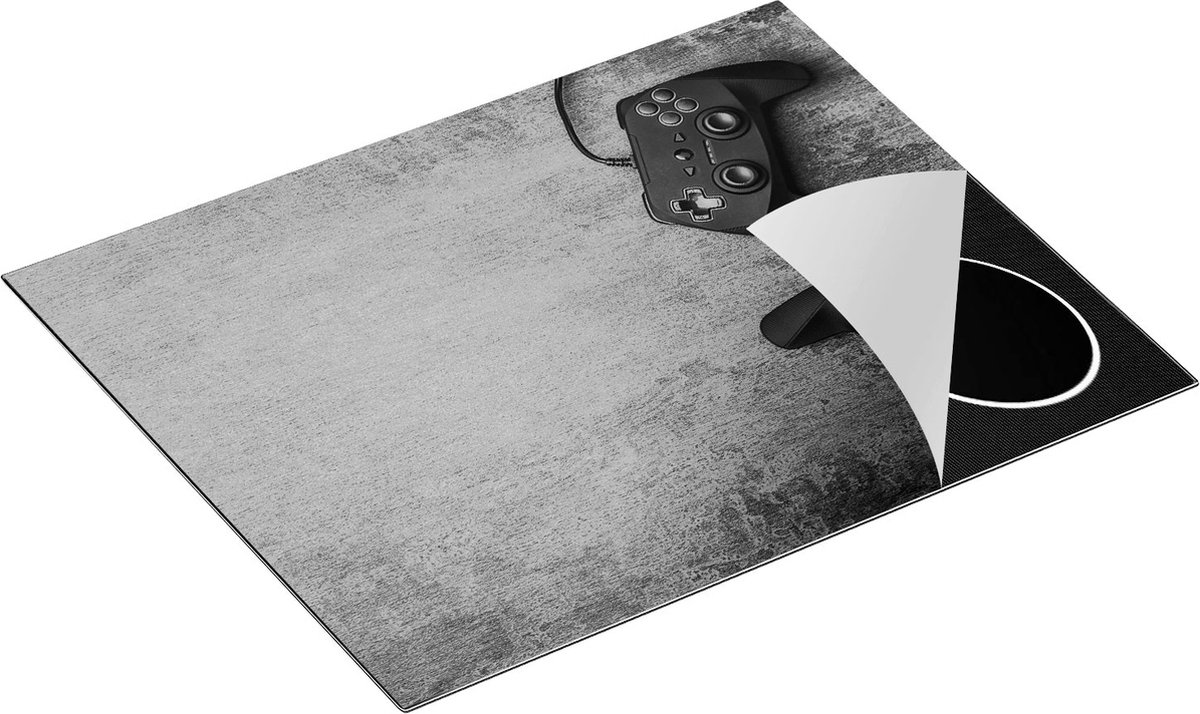 Chefcare Inductie Beschermer Twee Game Controllers op Tafel - Gaming - Zwart Wit - 65x52 cm - Afdekplaat Inductie - Kookplaat Beschermer - Inductie Mat
