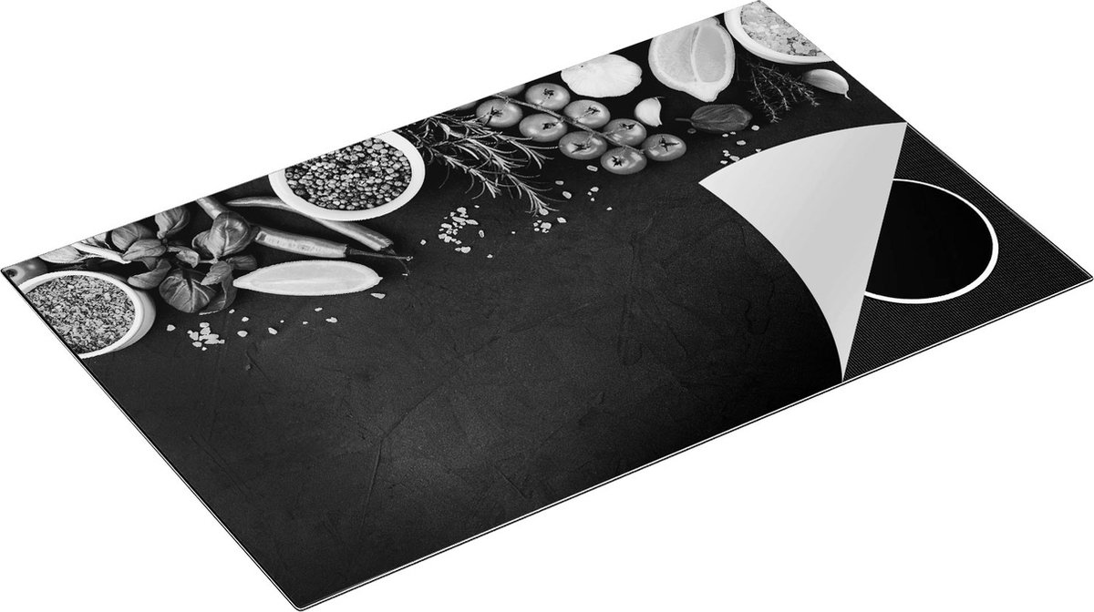 Chefcare Inductie Beschermer Kruiden met Groenten op een Zwarte Plaat - Zwart Wit - 85x55 cm - Afdekplaat Inductie - Kookplaat Beschermer - Inductie Mat