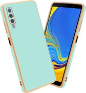 Cadorabo Hoesje geschikt voor Samsung Galaxy A7 2018 in Glossy Mintgroen - Goud - Beschermhoes Case Cover van flexibel TPU-silicone en met camerabescherming