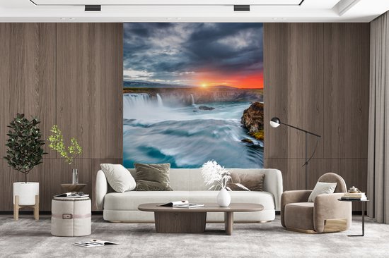 Behang - Fotobehang Waterval - Zonsondergang - Natuur - Water - Breedte 190 cm x hoogte 260 cm