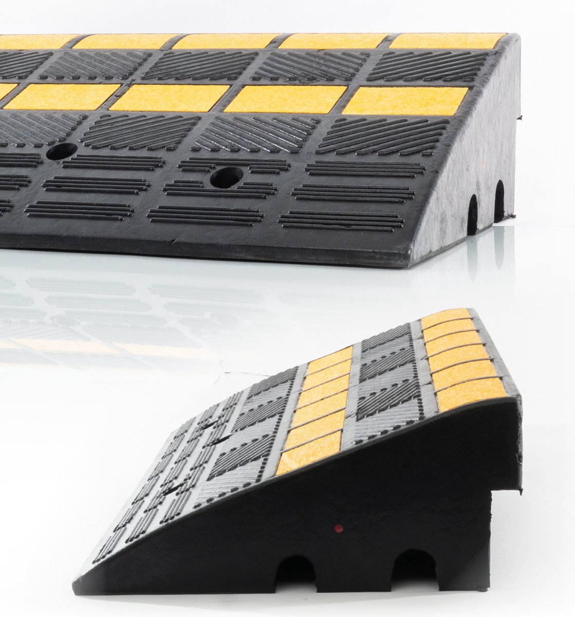 Goedkoopste Oprijdrempel Deurdrempel Deuropstap Volrubber 15 cm x 60 cm met Anti-Slip