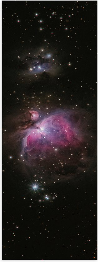 Poster Glanzend – Paars Getinte Vlekken tussen de Sterren in het Universum - 50x150 cm Foto op Posterpapier met Glanzende Afwerking
