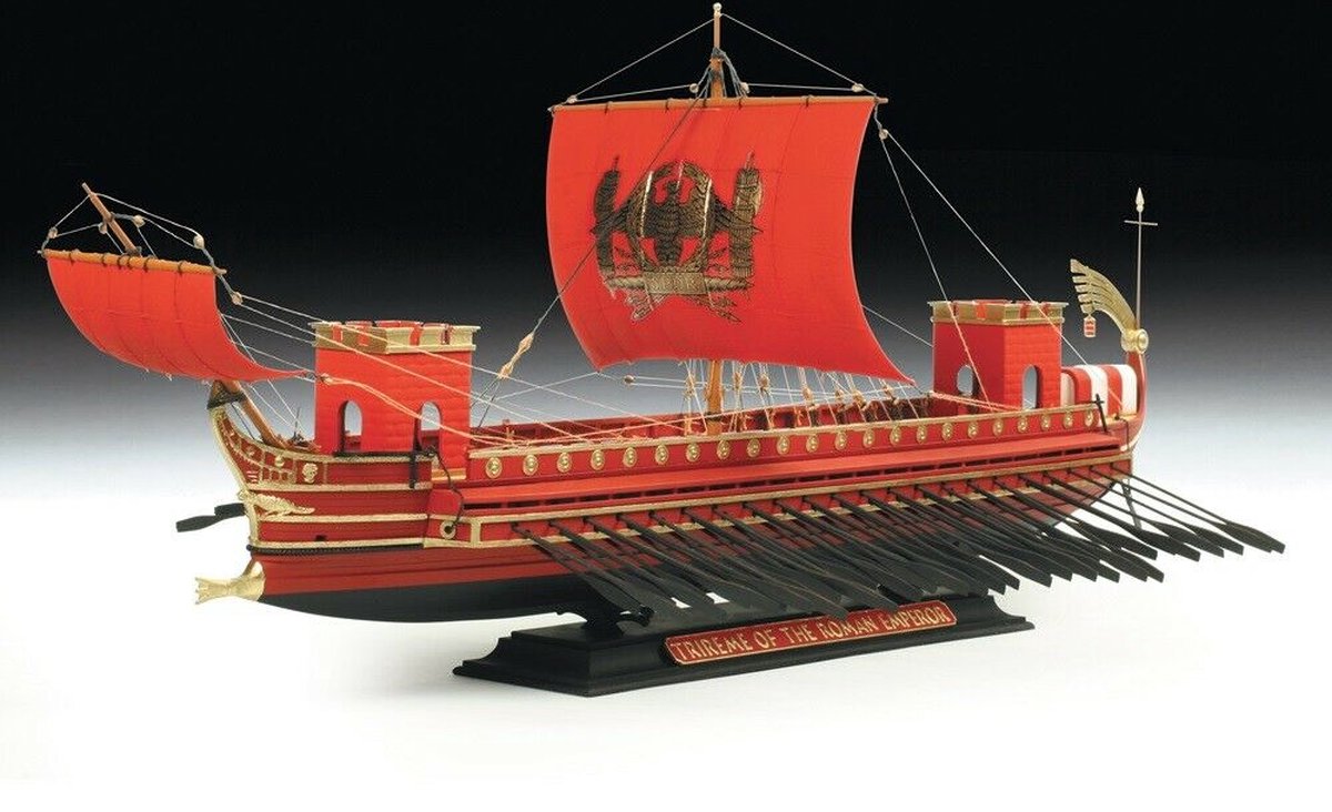 Maquette Trirème grecque 1/72 Zvezda chez