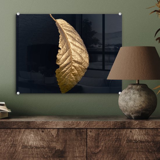 MuchoWow® Glasschilderij 40x30 cm - Schilderij acrylglas - Bladeren - Luxe - Goud - Zwart - Natuur - Foto op glas - Schilderijen