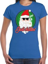 Fout Kerst shirt / t-shirt - Just chillin - cool Santa - blauw voor dames - kerstkleding / kerst outfit XS