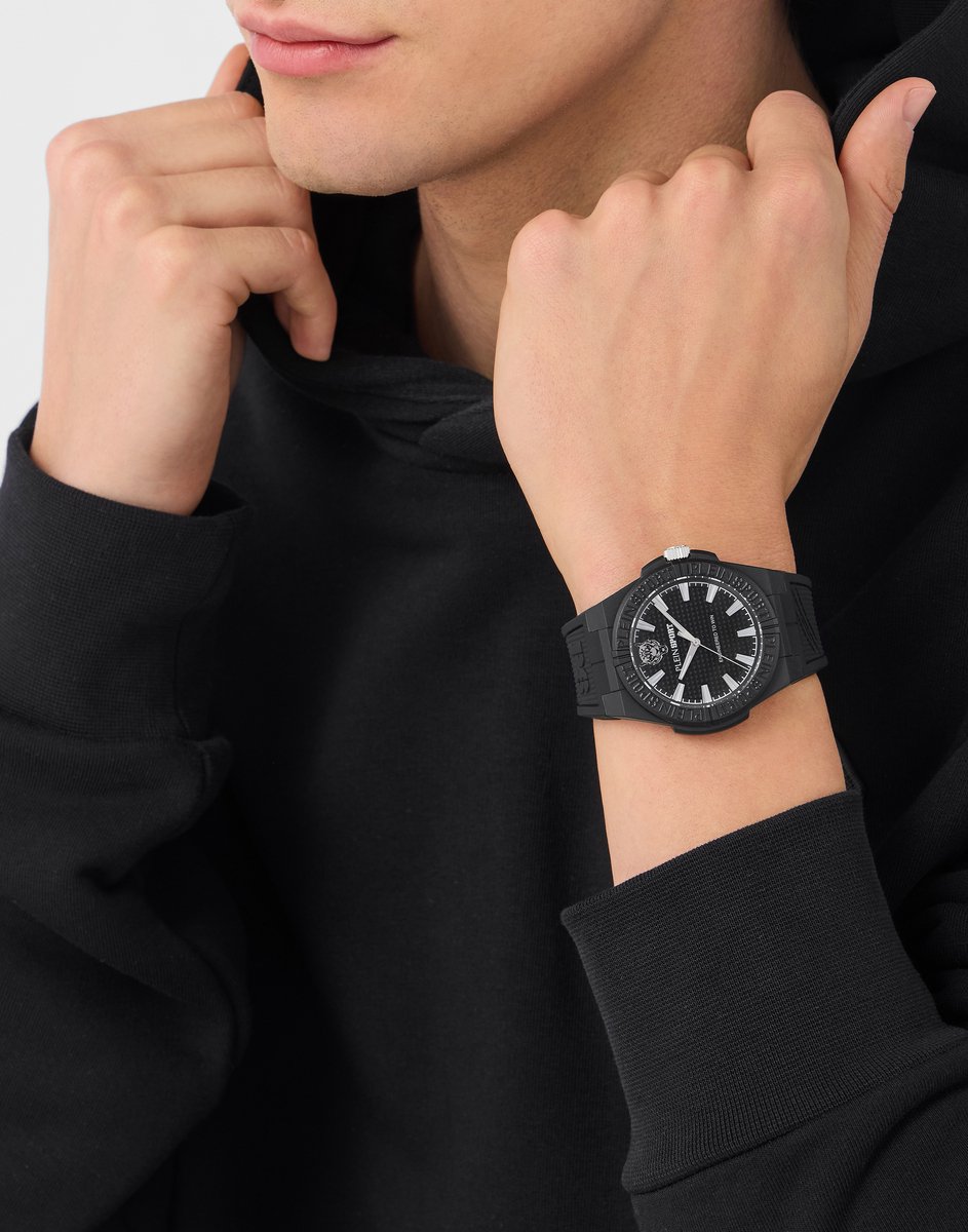 Plein Sport Laserstrike Quartz Analoog Horloge Zwart Kast: 100 % Roestvrij Staal | Band: 100 % Siliconen 42 PSFGA0125, PSFGA0225