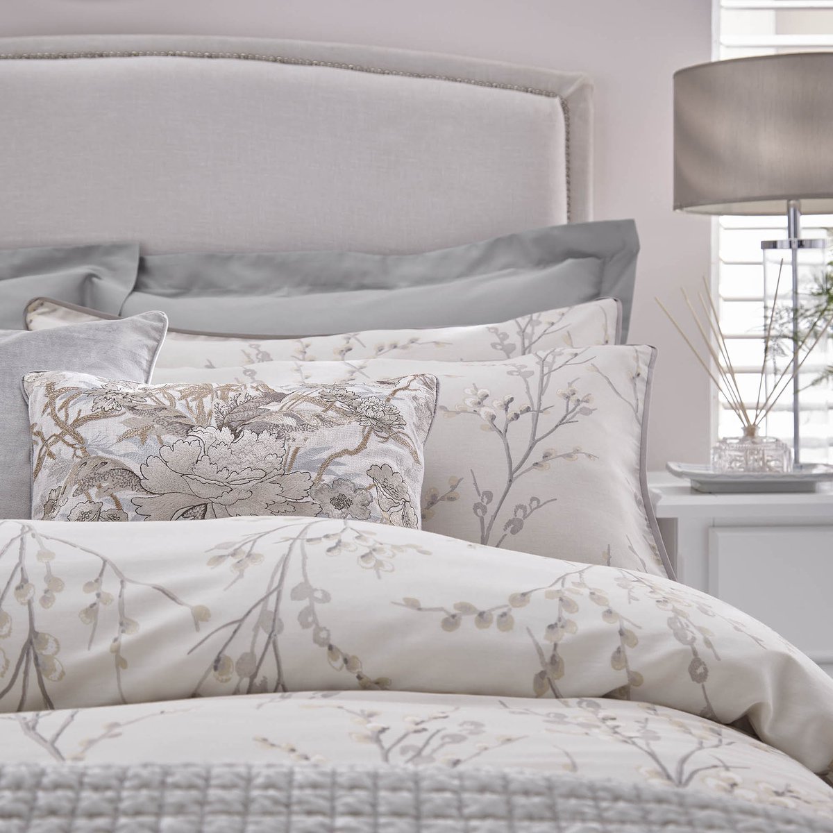 Laura Ashley Pussy Willow Dove Grey Dekbedovertrek Tweepersoons 200 x 200cm