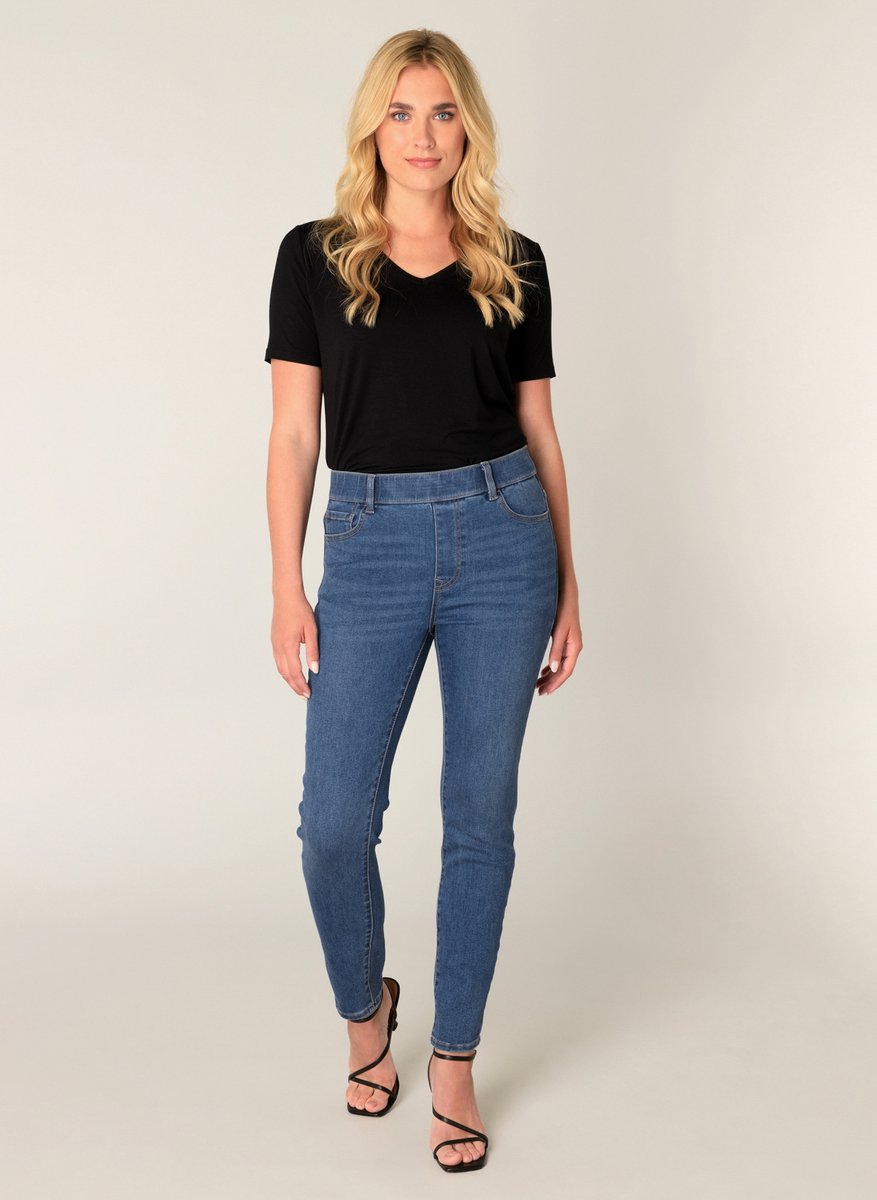 BASE LEVEL Anabel Bottoms - Mid Blue - maat W38 / L30