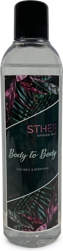 Fles Sther Body to Body massageolie met een label met donkergroene bladeren en roze tinten.