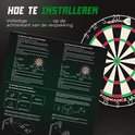 Instructies voor het ophangen van het dartbord 'Performance Ultra'. Met Nederlandse en Engelse tekst en afbeeldingen.
