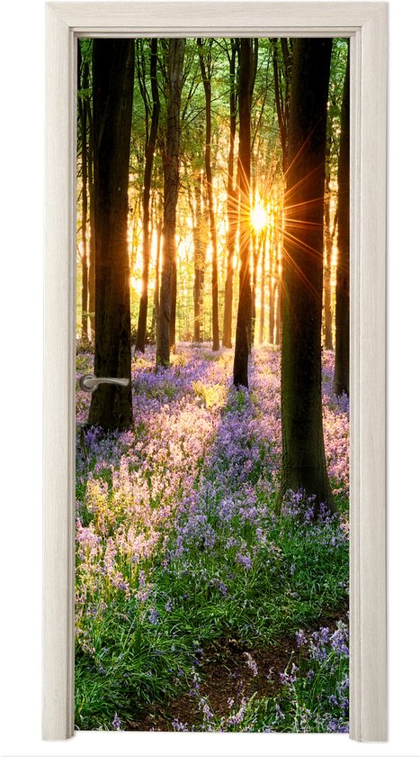Deurposter 95x215 cm - Deursticker Bos - Bloemen - Lavendel - Zon - Paars - Natuur - Meubelfolie zelfklevend - Deurfolie woonkamer - Interieurfolie fotobehang - Deur plakfolie - Deurstickers - Deurbehang sticker - Kamer decoratie