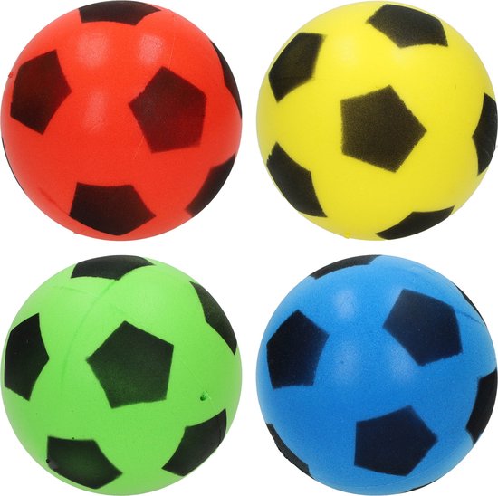 Foto: Mini soft foam voetbal 12 cm androni