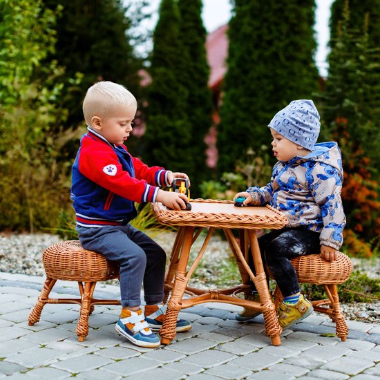 BOGATECO Ecologische kindermeubelset van riet: tafel en 2 krukken, robuust en veilig, ideaal voor huis en tuin van BOGATECO — afbeelding 5