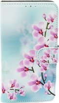 P.C.K. Hoesje-Telefoonhoesje-Boekhoesje-Plaats voor Kaarten - Oregano bloemen Print - Geschikt voor Apple iPhone 13