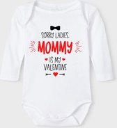 Baby Rompertje met tekst 'Sorry girls, my mommy is my valentine' |Lange mouw l | wit zwart | maat 50/56 | cadeau | Kraamcadeau | Kraamkado| valentijn
