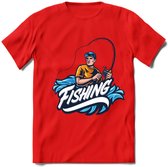 Fishing - Vissen T-Shirt | Grappig Verjaardag Vis Hobby Cadeau Shirt | Dames - Heren - Unisex | Tshirt Hengelsport Kleding Kado - Rood - M