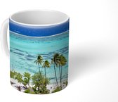 Mok - Palmen op de kust van Moorea in Frans-Polynesië - 350 ML - Beker