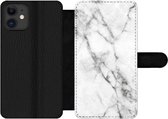 Bookcase Geschikt voor iPhone 12 Pro telefoonhoesje - Marmer print - Luxe - Wit - Met vakjes - Wallet case met magneetsluiting