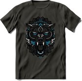 Wolf - Dieren Mandala T-Shirt | Blauw | Grappig Verjaardag Zentangle Dierenkop Cadeau Shirt | Dames - Heren - Unisex | Wildlife Tshirt Kleding Kado | - Donker Grijs - L