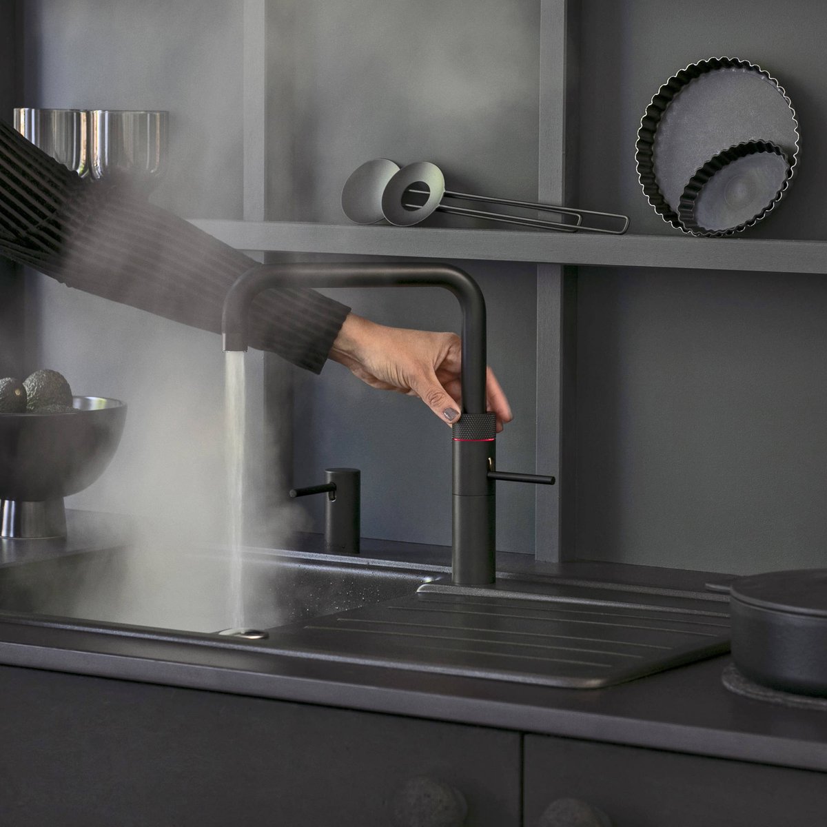 Quooker Fusion Square Mat Zwart met Combi Boiler + thumbnail 6