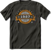 Premium Since 1927 T-Shirt | Goud - Zilver | Grappig Verjaardag Kleding Cadeau Shirt | Dames - Heren - Unisex Tshirt | - Donker Grijs - S