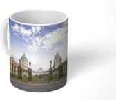 Mok - The Old Royal Naval Hospital vanaf de weg met poort, Great-London, VK - 350 ML - Beker - Uitdeelcadeautjes