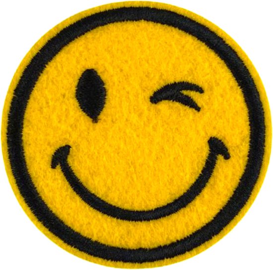 Foto: Emoji smiley knipoog lach emotie strijk embleem patch 6 3 cm 6 3 cm geel zwart