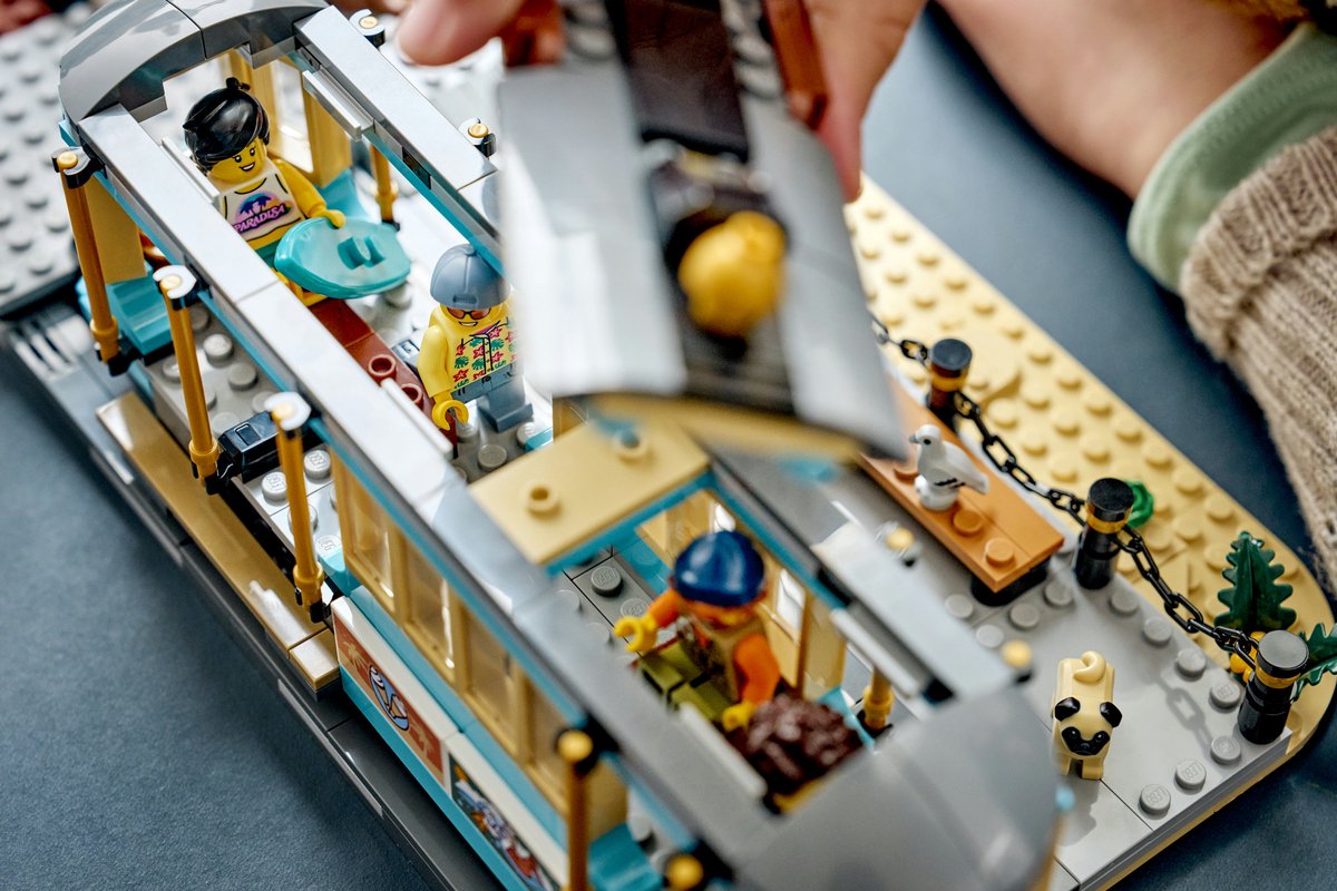 LEGO City Klassieke Strandtram Tram Speelgoed voor Kinderen Vanaf 7 Jaar - 60506 — afbeelding 10