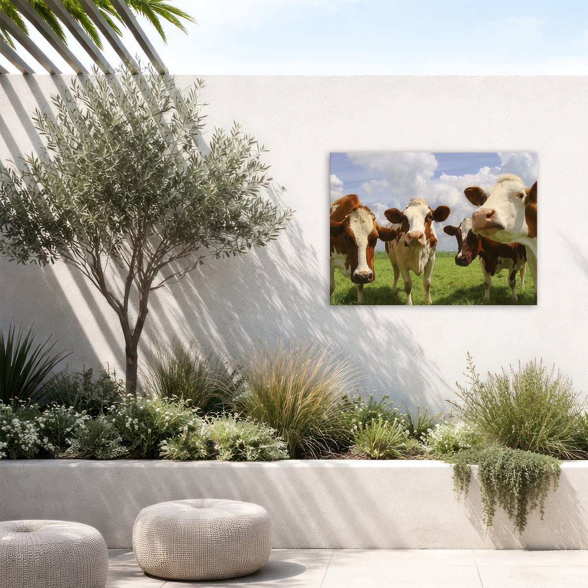 Art for the Home Buitencanvas Nieuwsgierige Koeien